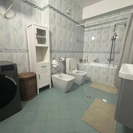 Apartamento Cozy In Blloku Area Tirana